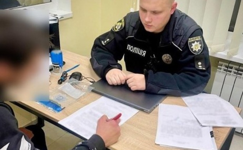 Узяв товар та вирішив не платити: поліція Дніпра затримала 30-річного підозрюваного
