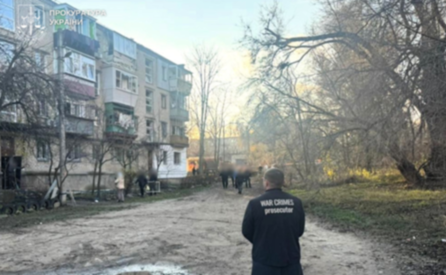 Внаслідок обстрілу Дніпра поранено жінку та дитину – прокурори фіксують наслідки