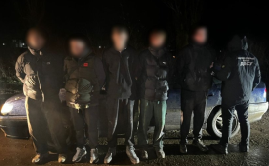 10 тисяч доларів США за перехід до Молдови: прикордонники затримали групу втікачів з Дніпропетровської та Київської областей