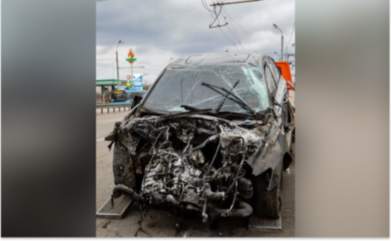 На Набережній Заводській у Дніпрі перекинулася Audi: подробиці ДТП