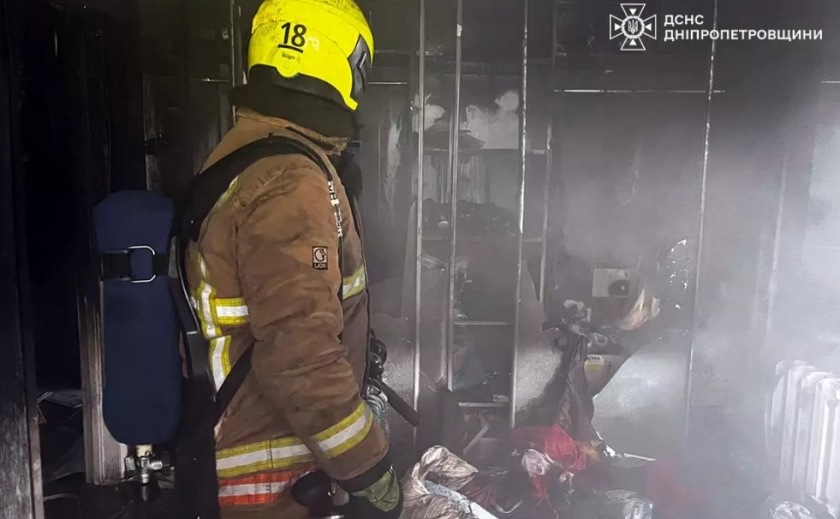 У Дніпрі на Слобожанському проспекті загорілася квартира у багатоповерхівці