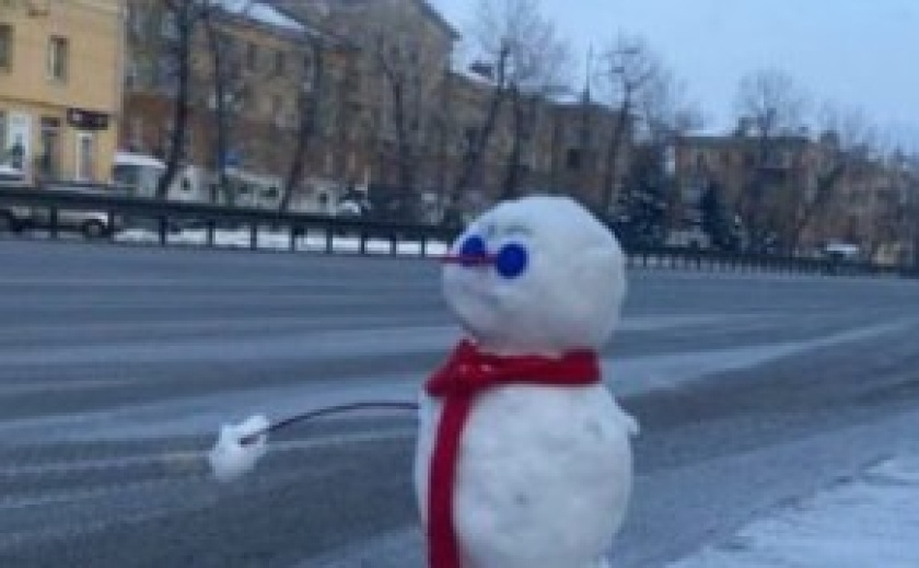 У Дніпрі на три дні перекриють рух у центрі та змінять розклад автобусів