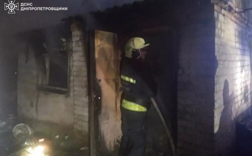 У Дніпрі під час ліквідації пожежі виявлено тіло чоловіка