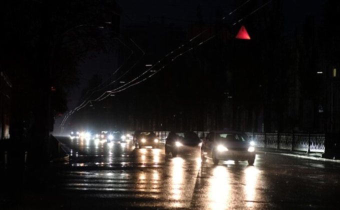 Повний блекаут: понад мільйон жителів Дніпропетровщини залишаються без світла та води