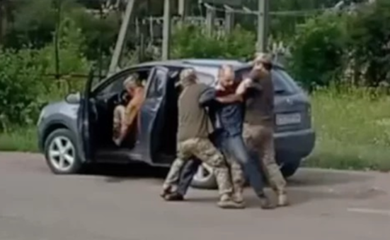 Суд визнав незаконною мобілізацію чоловіка у Дніпрі: ТЦК не мають права затримувати громадян