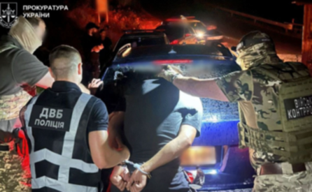 У Запоріжжі судитимуть учасників нелегальної схеми переправлення чоловіків за кордон для уникнення мобілізації