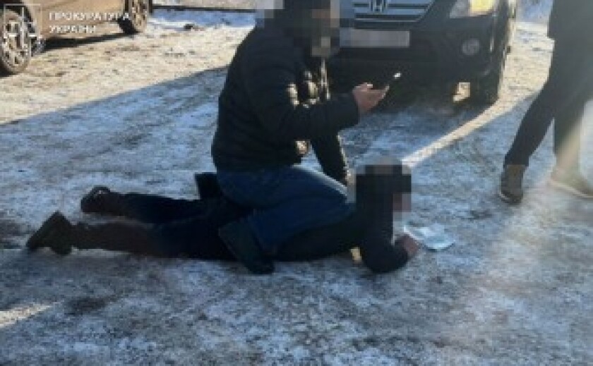 На Дніпропетровщині припинено схему продажу автівок, ввезених в Україну як гуманітарну допомогу для ЗСУ