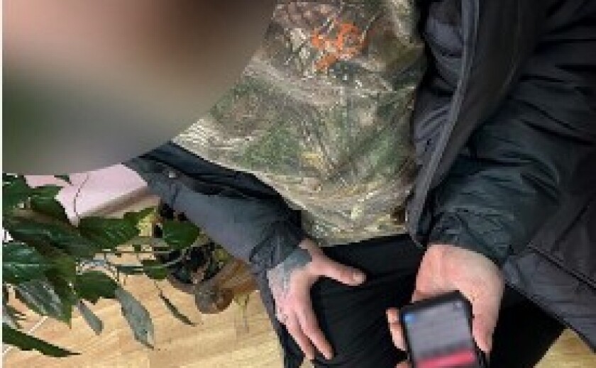 Перевів майже 70 тисяч гривень із банківського рахунку знайомого: поліція Дніпра скерувала до суду справу стосовно 31-річного зловмисника