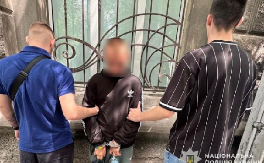 Оперативники кримінальної поліції Дніпра затримали чоловіка за квартирну крадіжку: суд виніс рішення у справі
