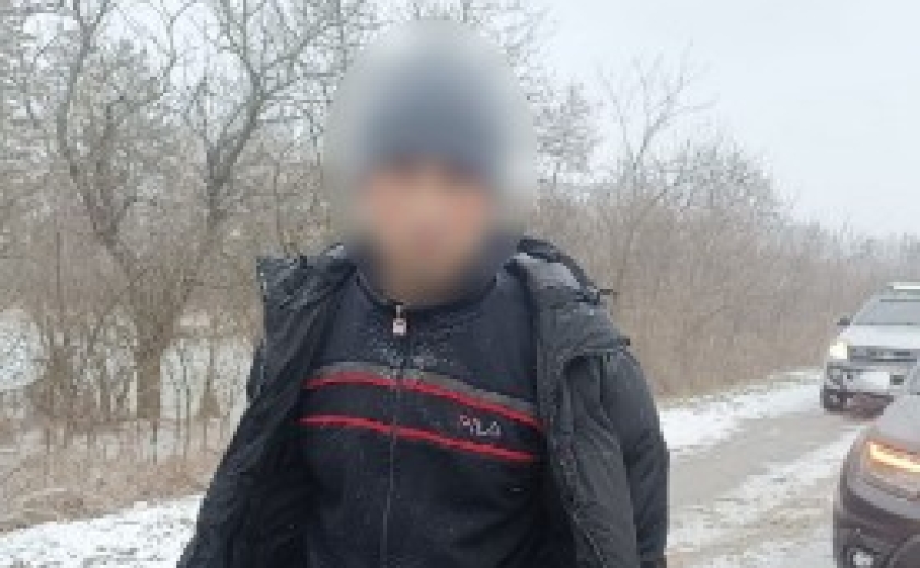 На Дніпропетровщині чоловік пошкодив пʼять автомобілів: слідчі повідомили про підозру
