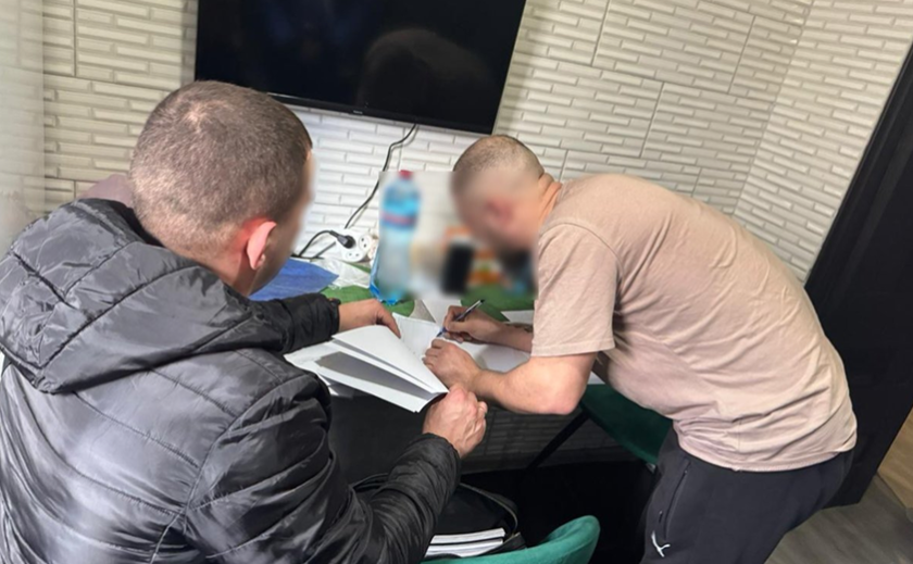 Допомагав ухилянту з Дніпра втекти з країни: на Рівненщині затримали переправника
