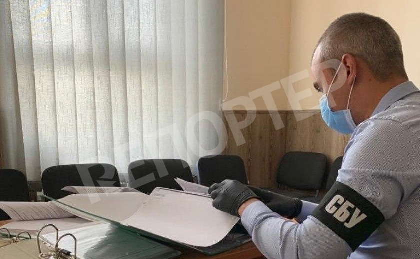 Спецслужба подозревает днепровских коммерсантов Днепра в финансировании сепаратизма Спецслужба подозревает днепровских коммерсантов Днепра в финансировании сепаратизма