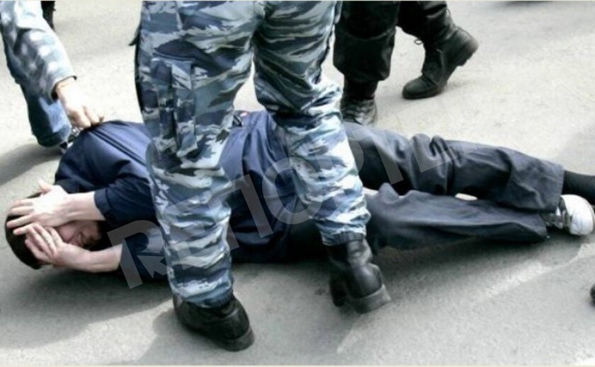 На Днепропетровщине полиция заставляла человека признаться в убийстве и сломала ему руку