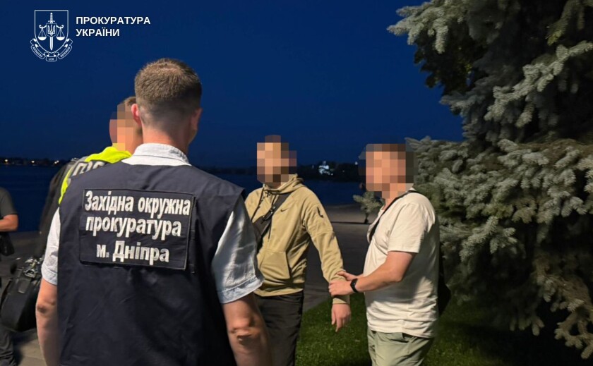 У Дніпрі 24-річний чоловік за $5 тисяч обіцяв незаконно переправити військовозобов’язаного до Румунії