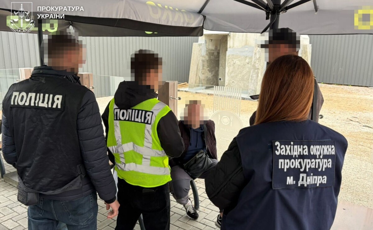 У Дніпрі чоловік за $15 тисяч обіцяв бронювання від мобілізації та виїзд за кордон