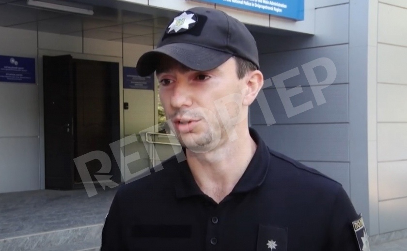 В Днепре наградили полицейского, который задержал Михаила К.