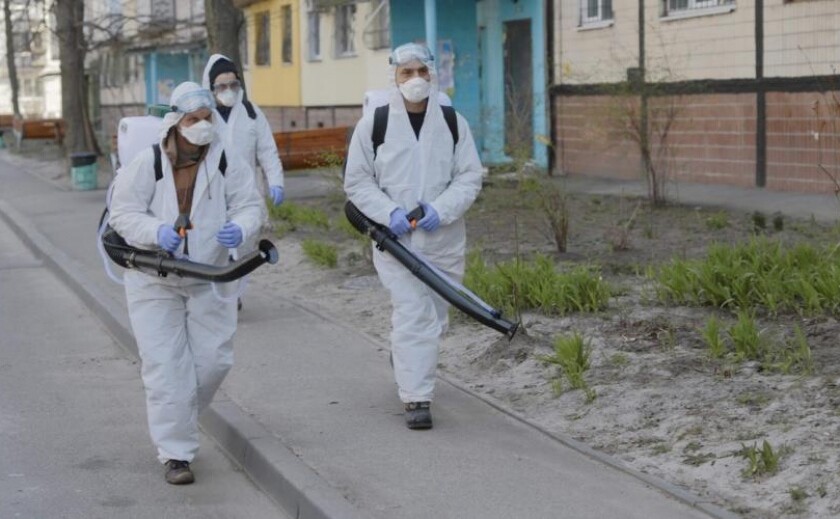 В Днепре вытравливают заразу в спальных районах