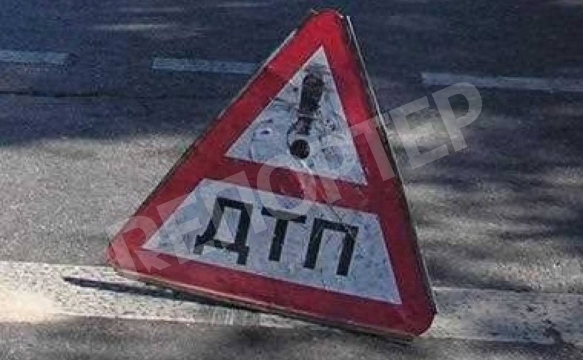 В Днепре в аварии погиб водитель, за жизнь пассажирок борются медики