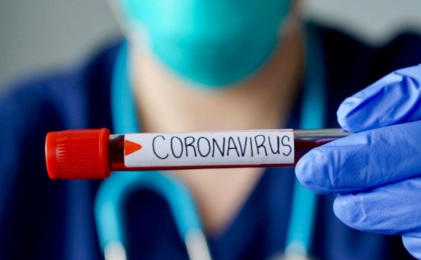 Количество случаев COVID-19 в Украине стремительно растет Количество случаев COVID-19 в Украине стремительно растет